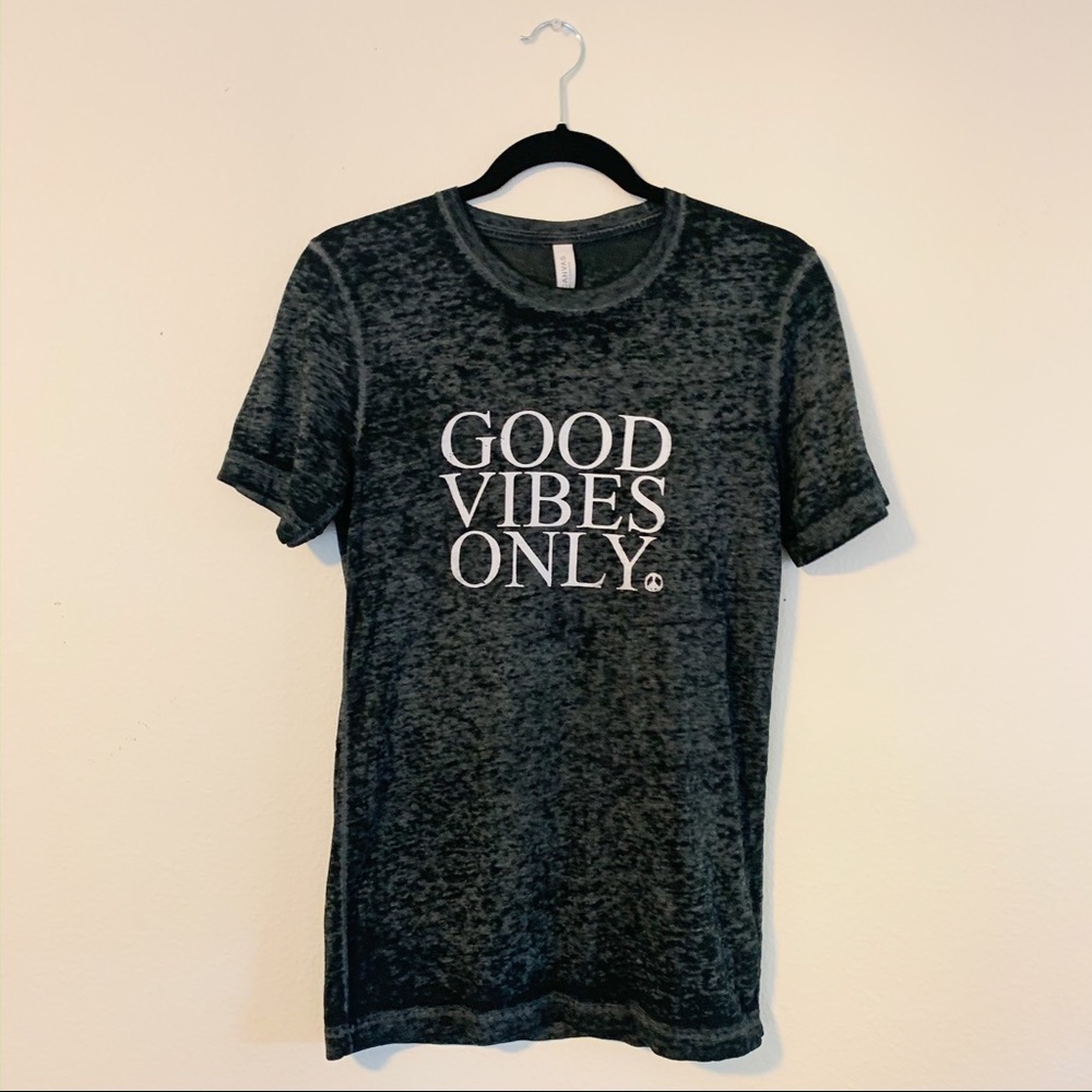[Bella Canvas] Good Vibes Only T-Shirt